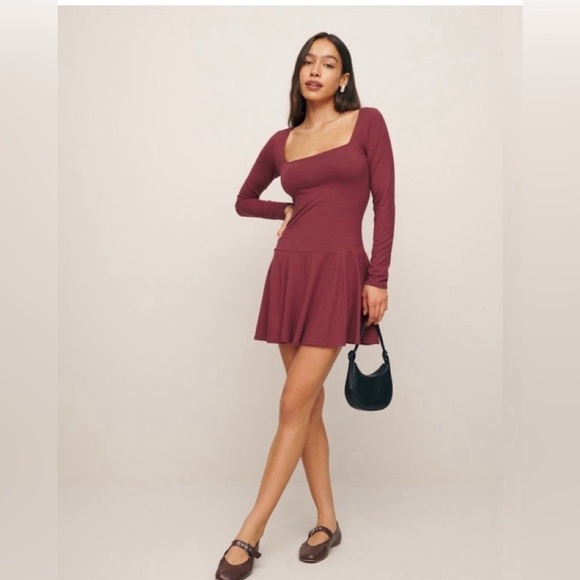 NWT Reformation Red Fit and Flare Long Sleeve Dress Size Small - Picture 1 of 6